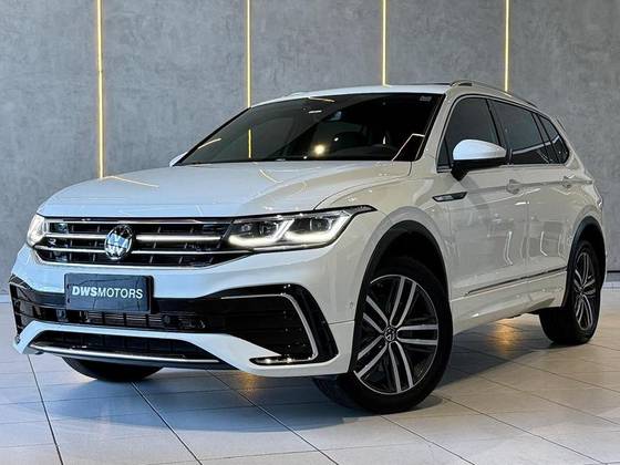 VOLKSWAGEN TIGUAN 2.0 300 TSI GASOLINA ALLSPACE R-LINE AUTOMÁTICO VOLKSWAGEN TIGUAN 2.0 300 TSI GASOLINA ALLSPACE R-LINE AUTOMÁTICO